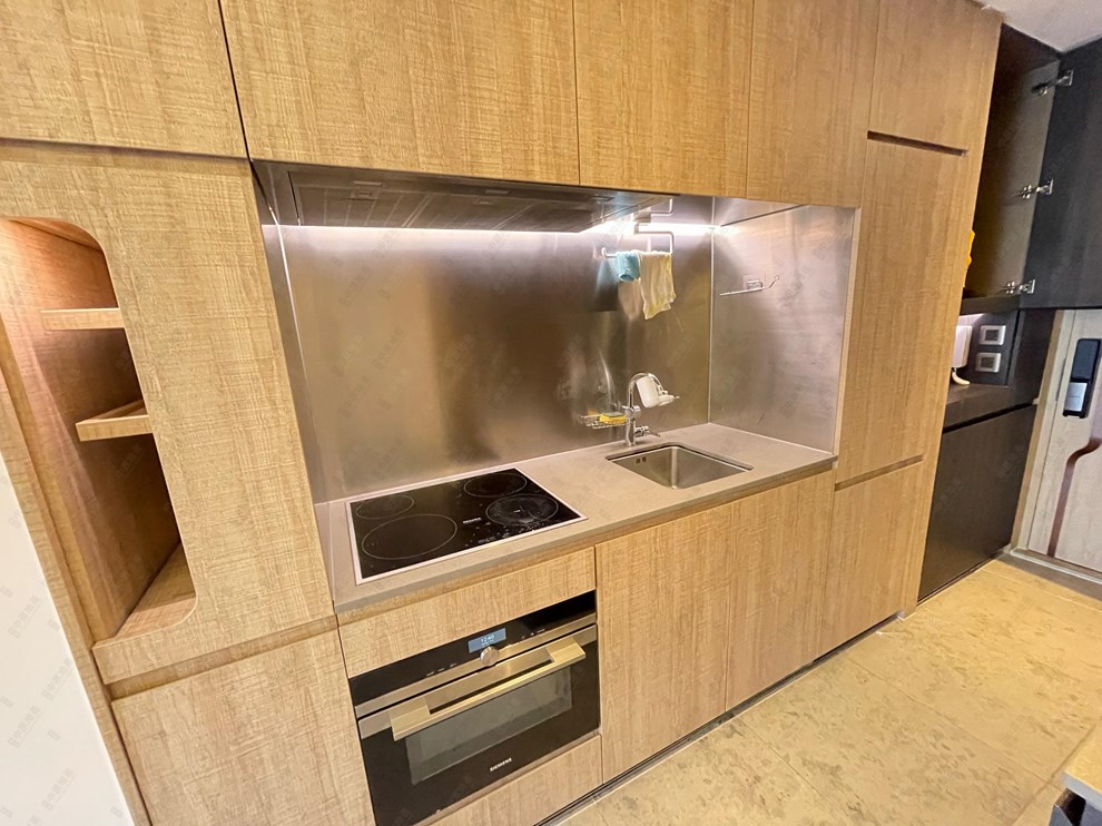 Unit Interior-Kitchen