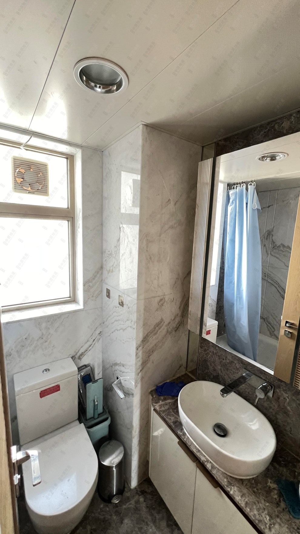 Unit Interior-Master Bathroom