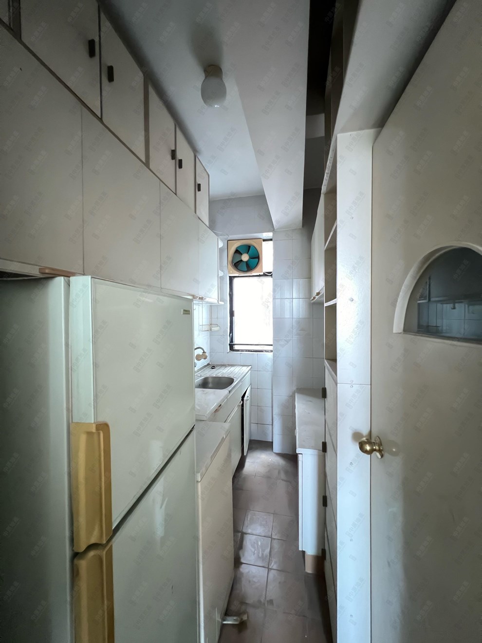 Unit Interior-Kitchen