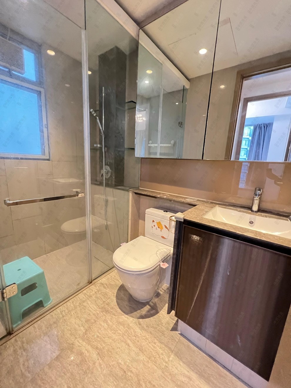Unit Interior-Bathroom
