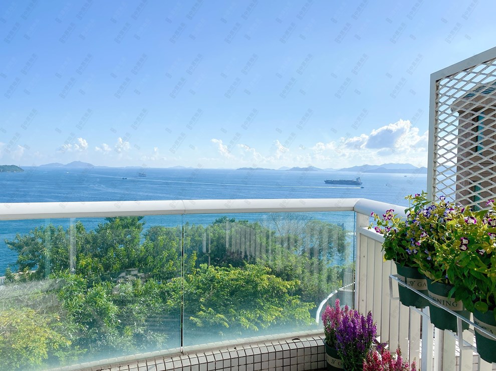 Unit Exterior-Balcony