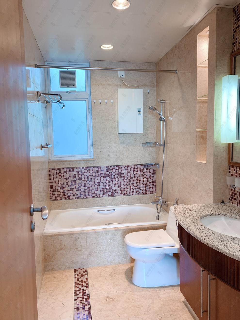 Unit Interior-Bathroom