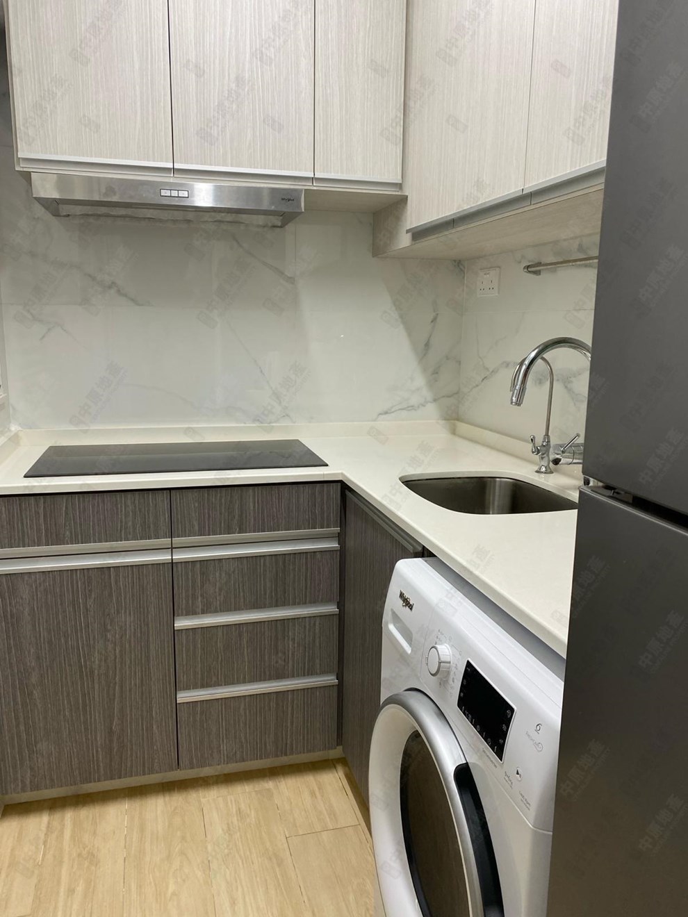 Unit Interior-Kitchen