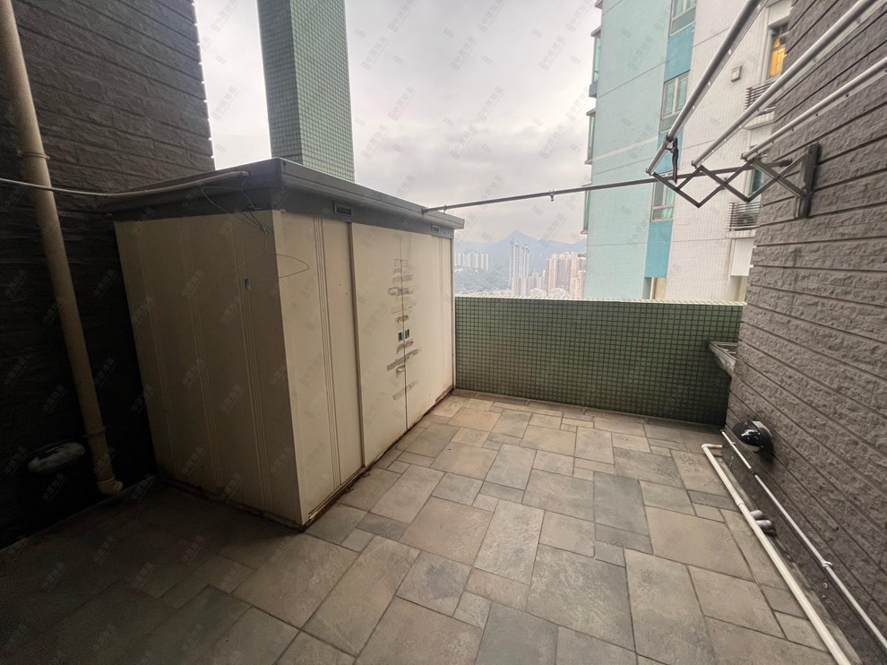 Unit Exterior-Terrace