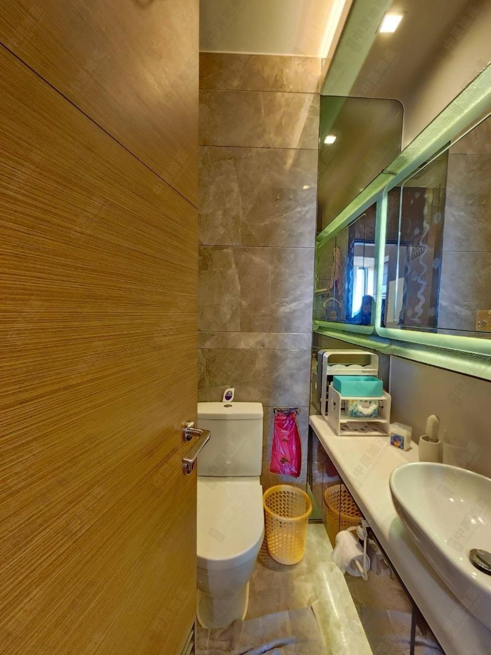 Unit Interior-Master Bathroom