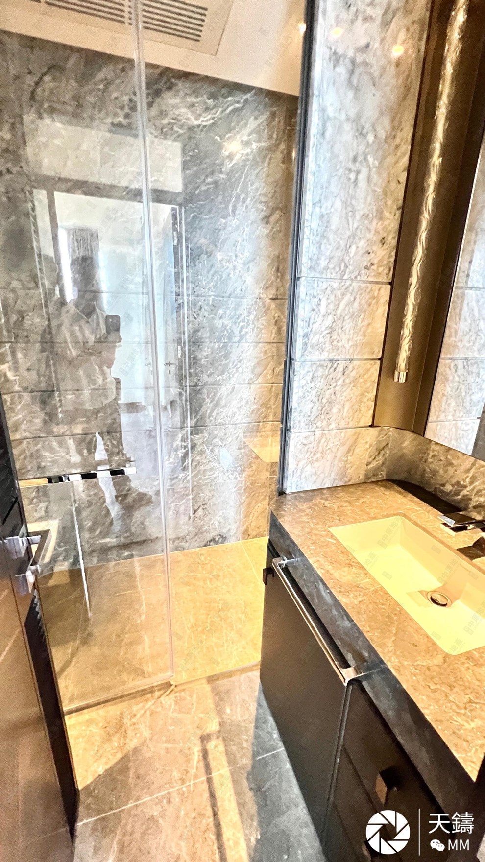 Unit Interior-Bathroom