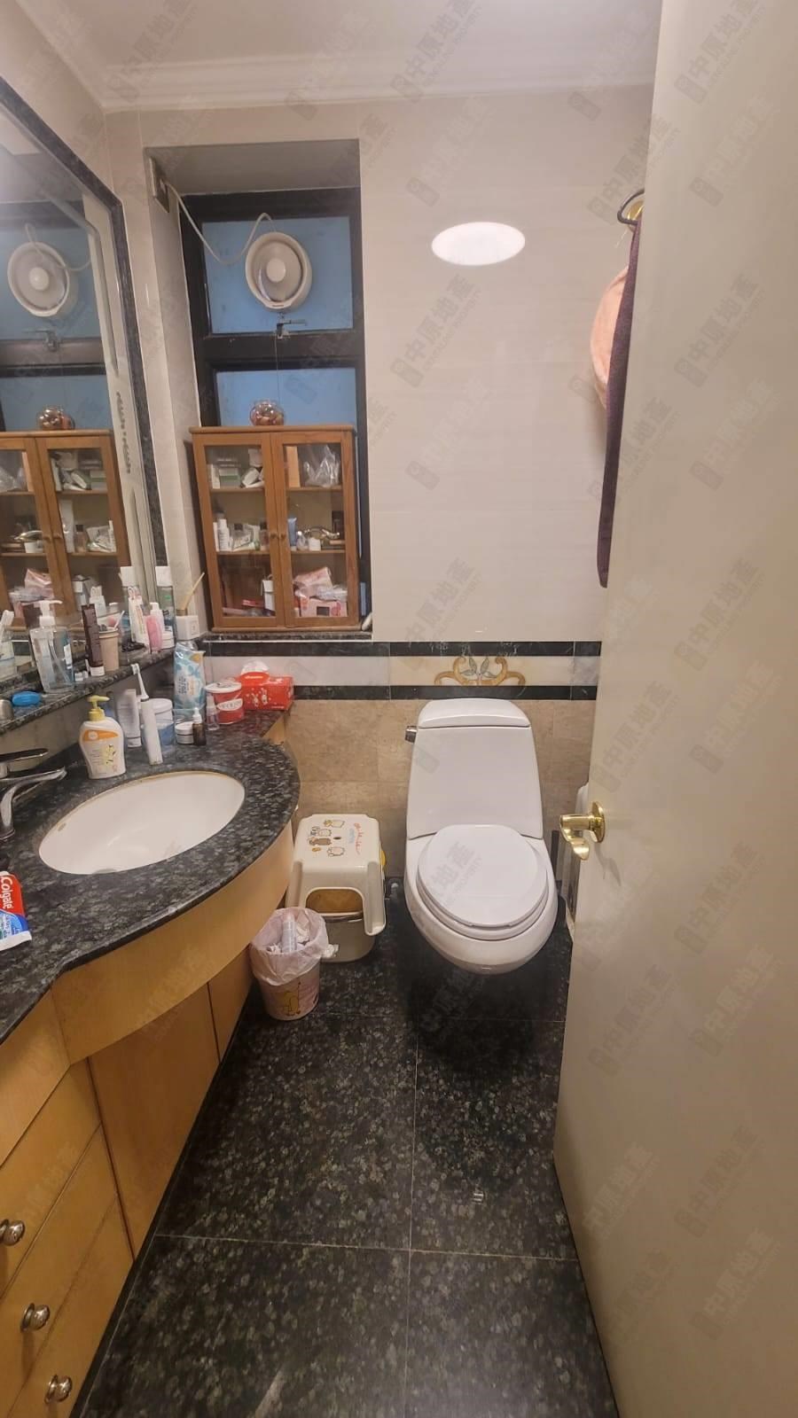 Unit Interior-Bathroom