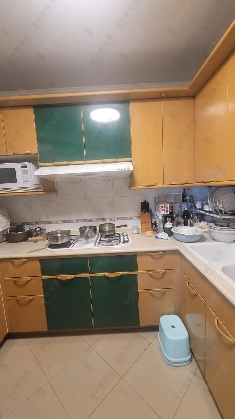 Unit Interior-Kitchen