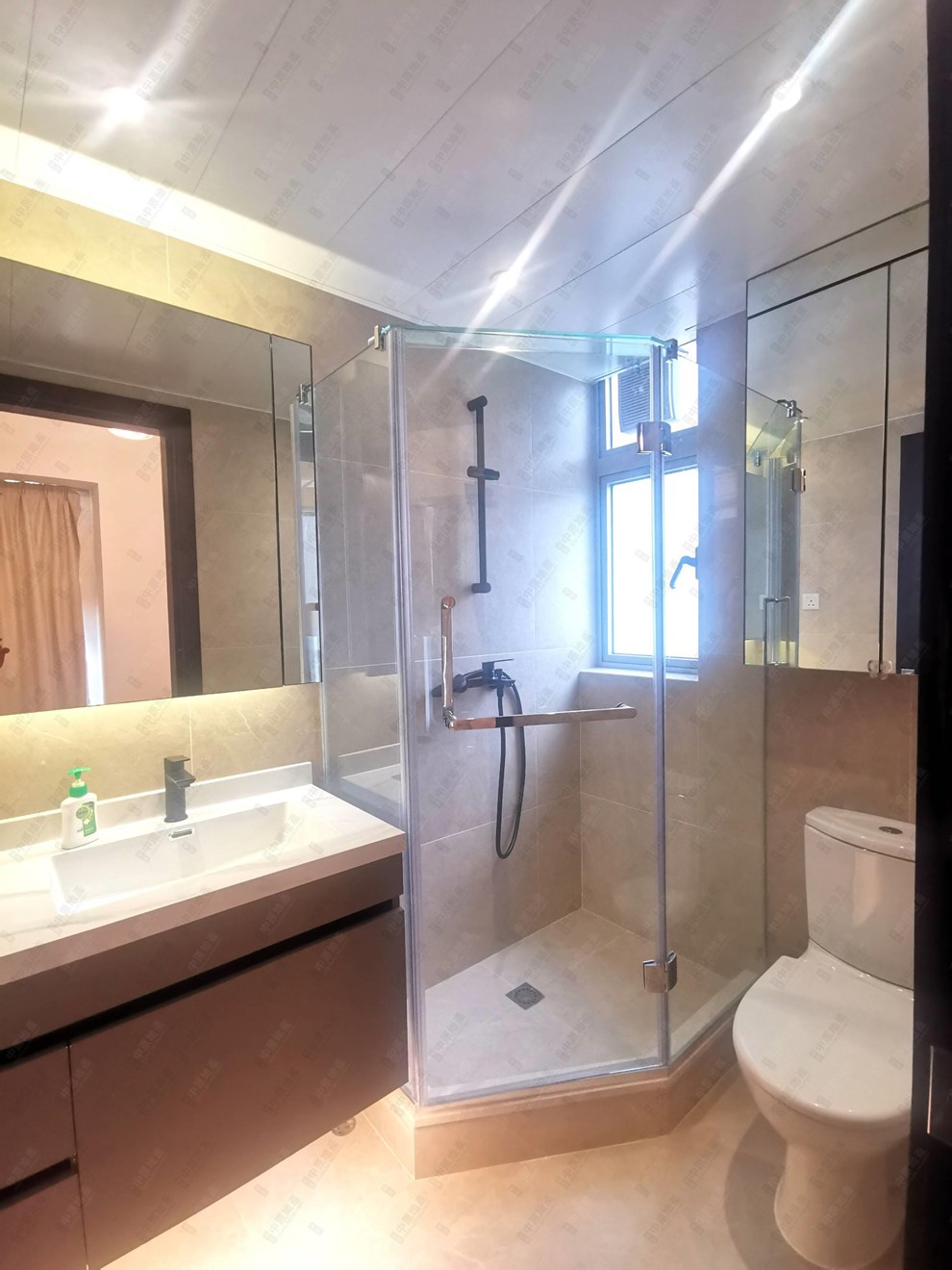 Unit Interior-Bathroom