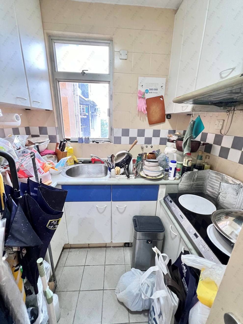 Unit Interior-Kitchen