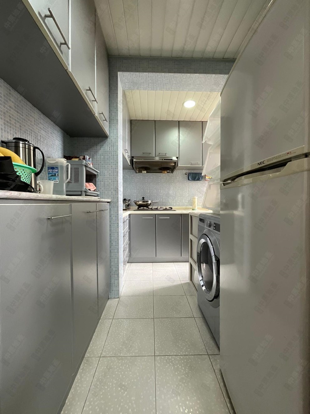 Unit Interior-Kitchen