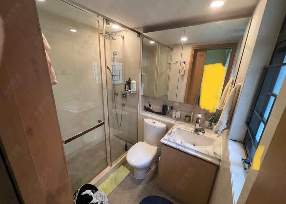Unit Interior-Washroom