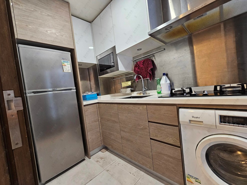 Unit Interior-Kitchen