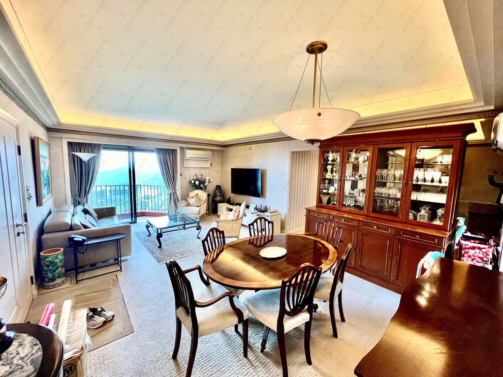 Unit Interior-Dining Room
