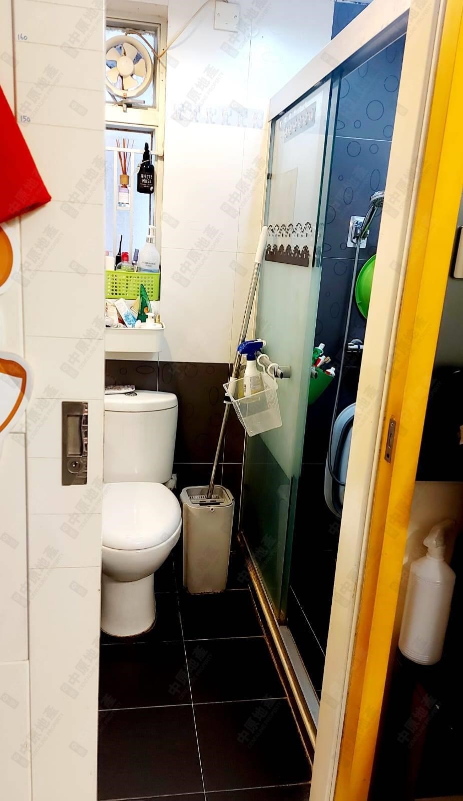 Unit Interior-Washroom
