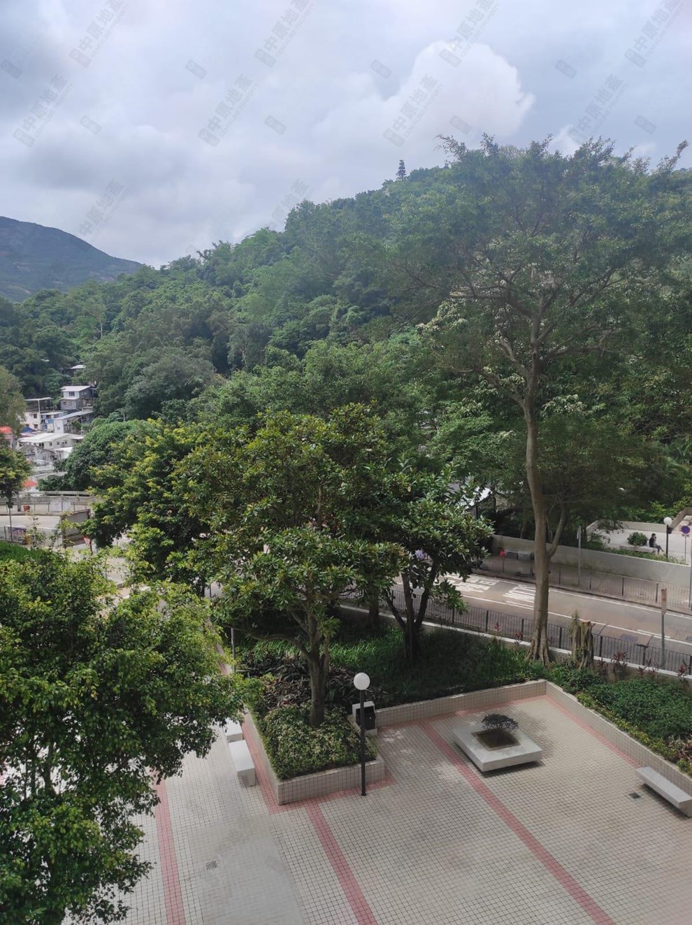 窗外景觀-由睡房