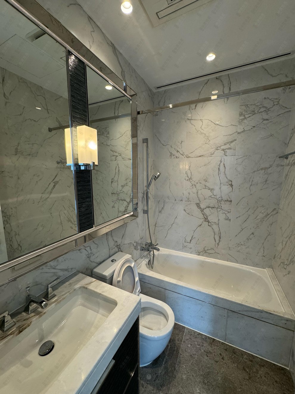 Unit Interior-Bathroom