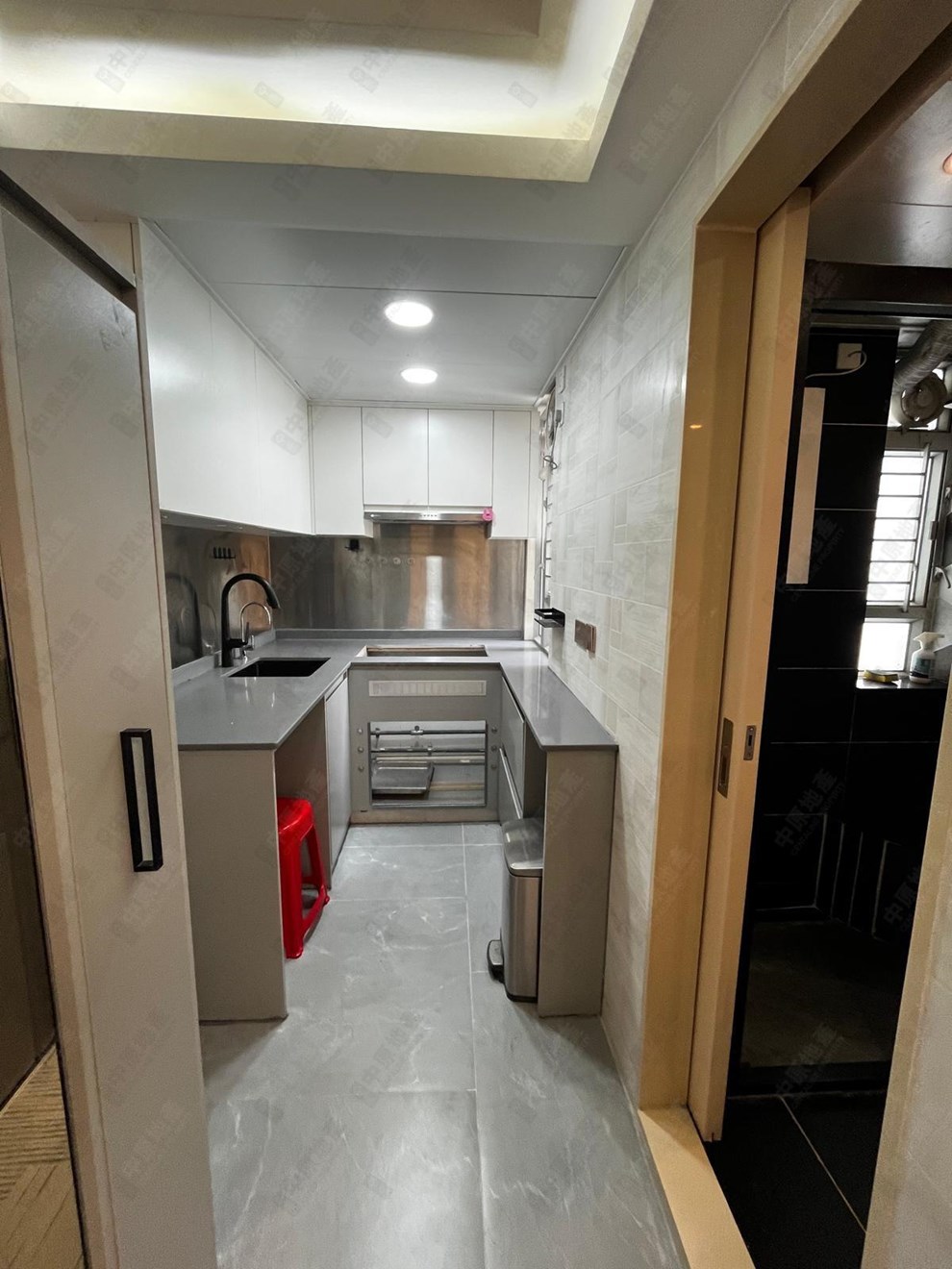 Unit Interior-Kitchen