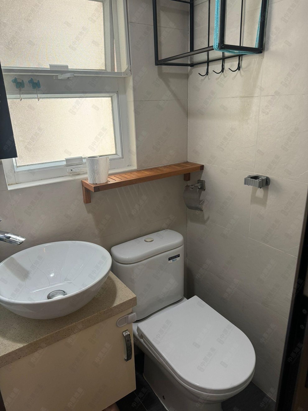 Unit Interior-Washroom