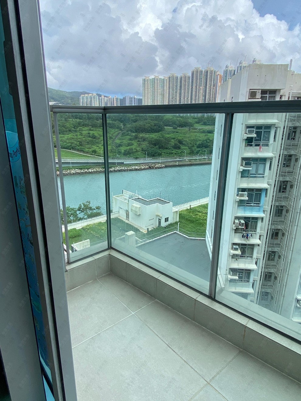 Unit Exterior-Balcony