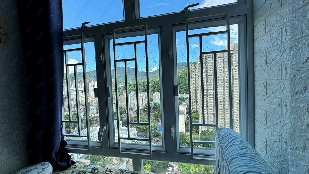 Outside View-Open View