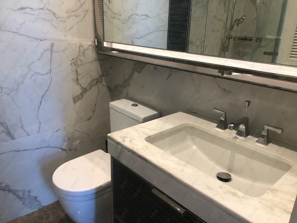 Unit Interior-Bathroom