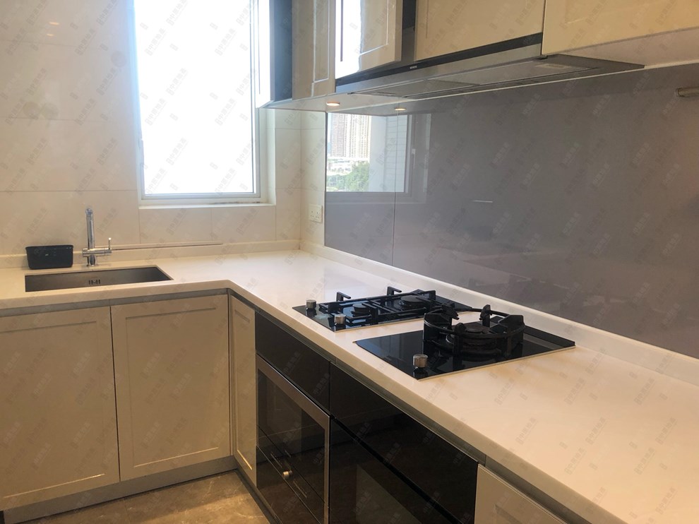 Unit Interior-Kitchen