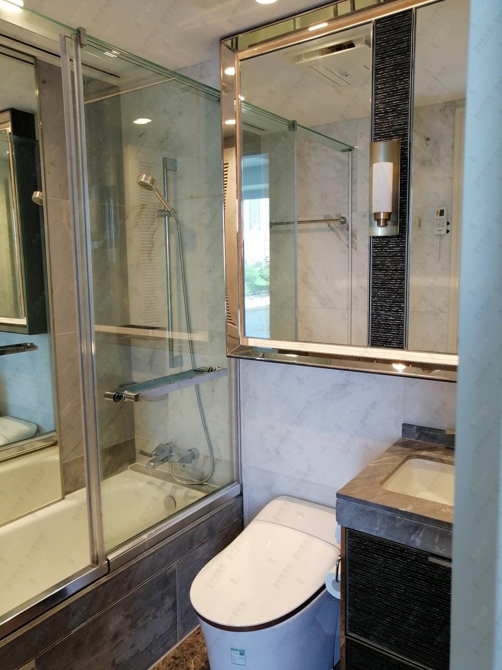 Unit Interior-Bathroom