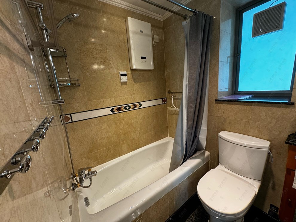 Unit Interior-Bathroom