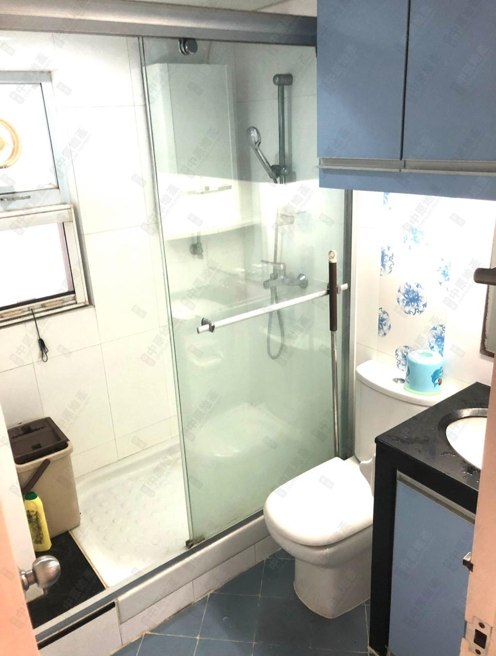 Unit Interior-Bathroom