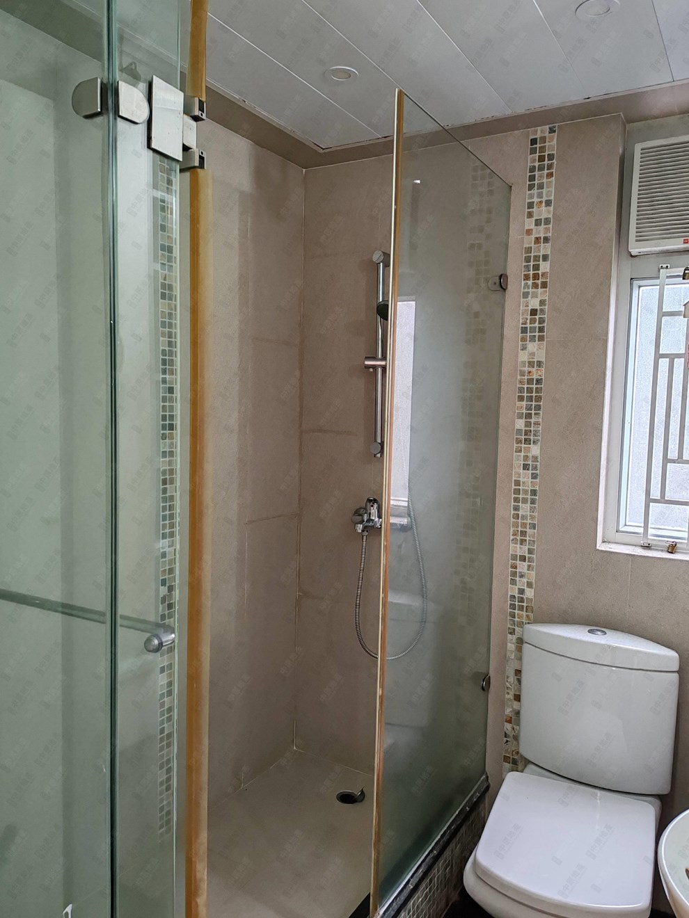Unit Interior-Bathroom