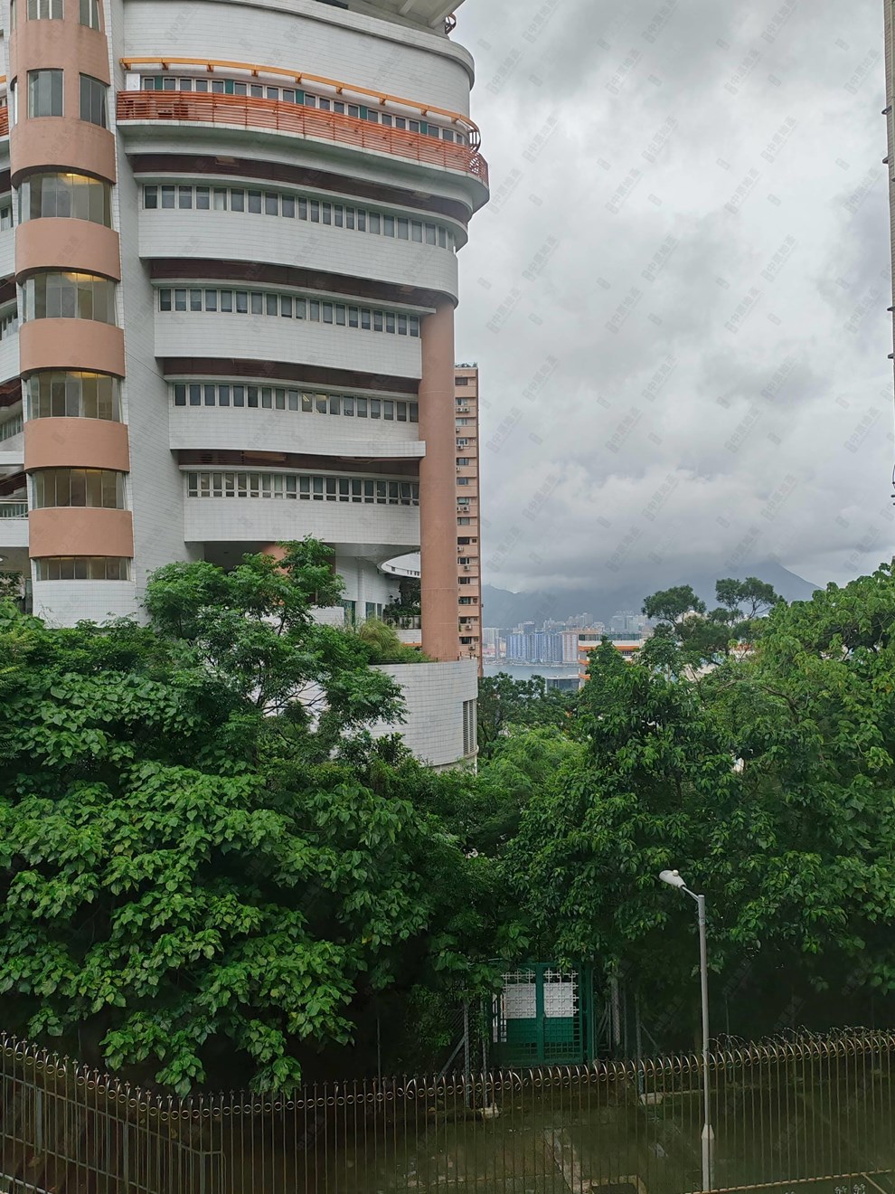 Outside View-Open View