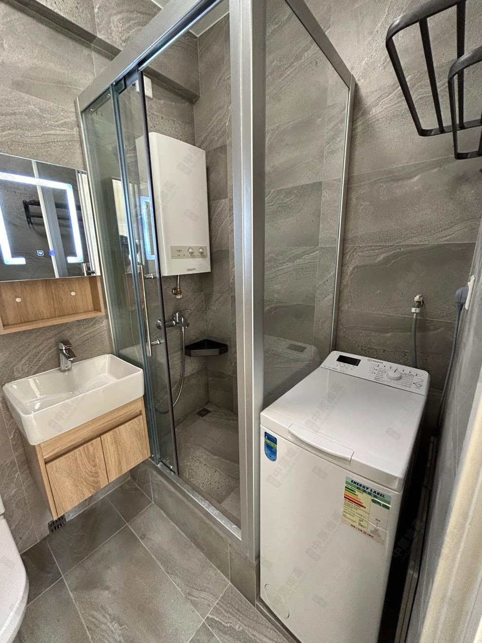 Unit Interior-Washroom