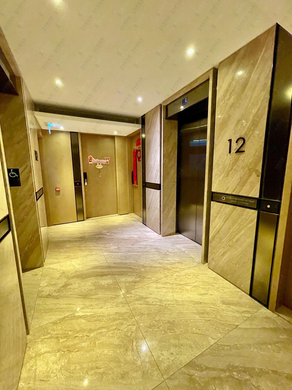 Building-Corridor