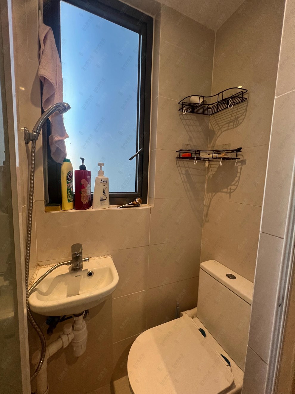 Unit Interior-Maid Toilet