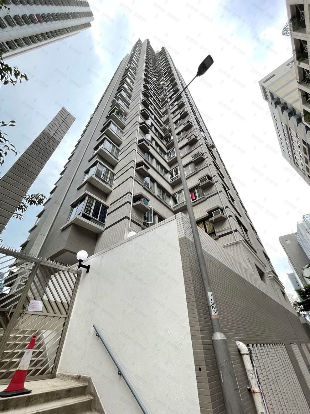 Building-Outlook