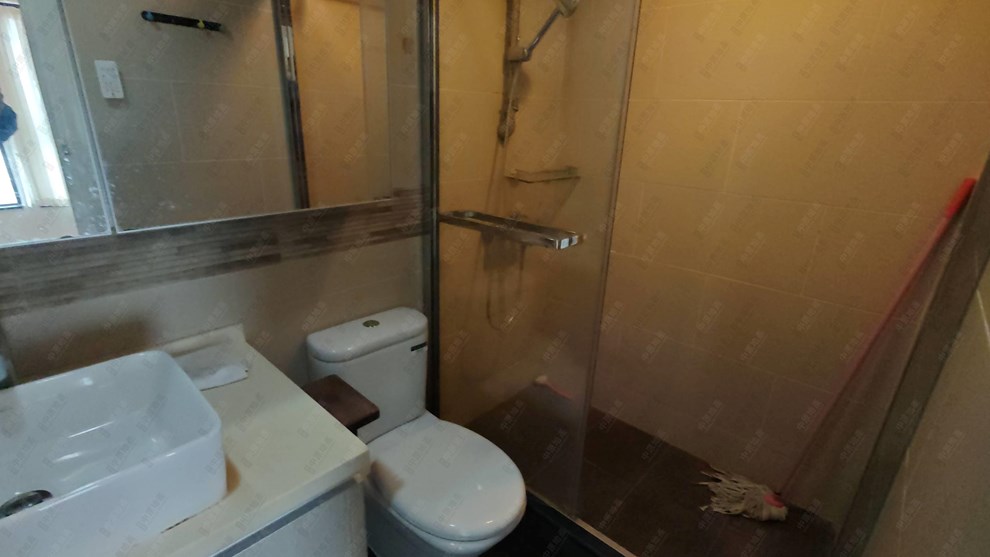 Unit Interior-Bathroom
