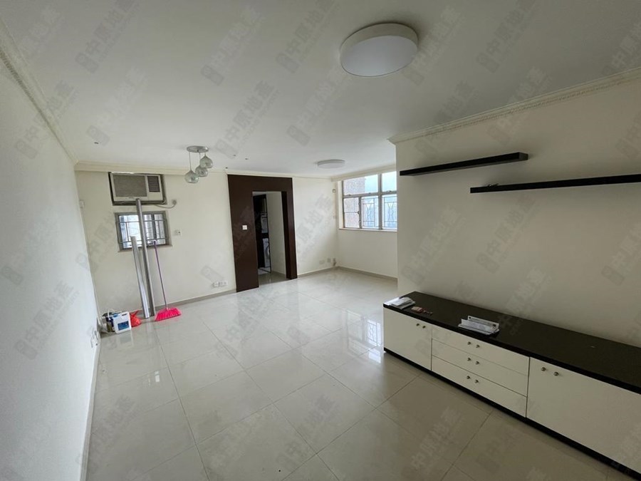 Lung Mun Oasis, Photo