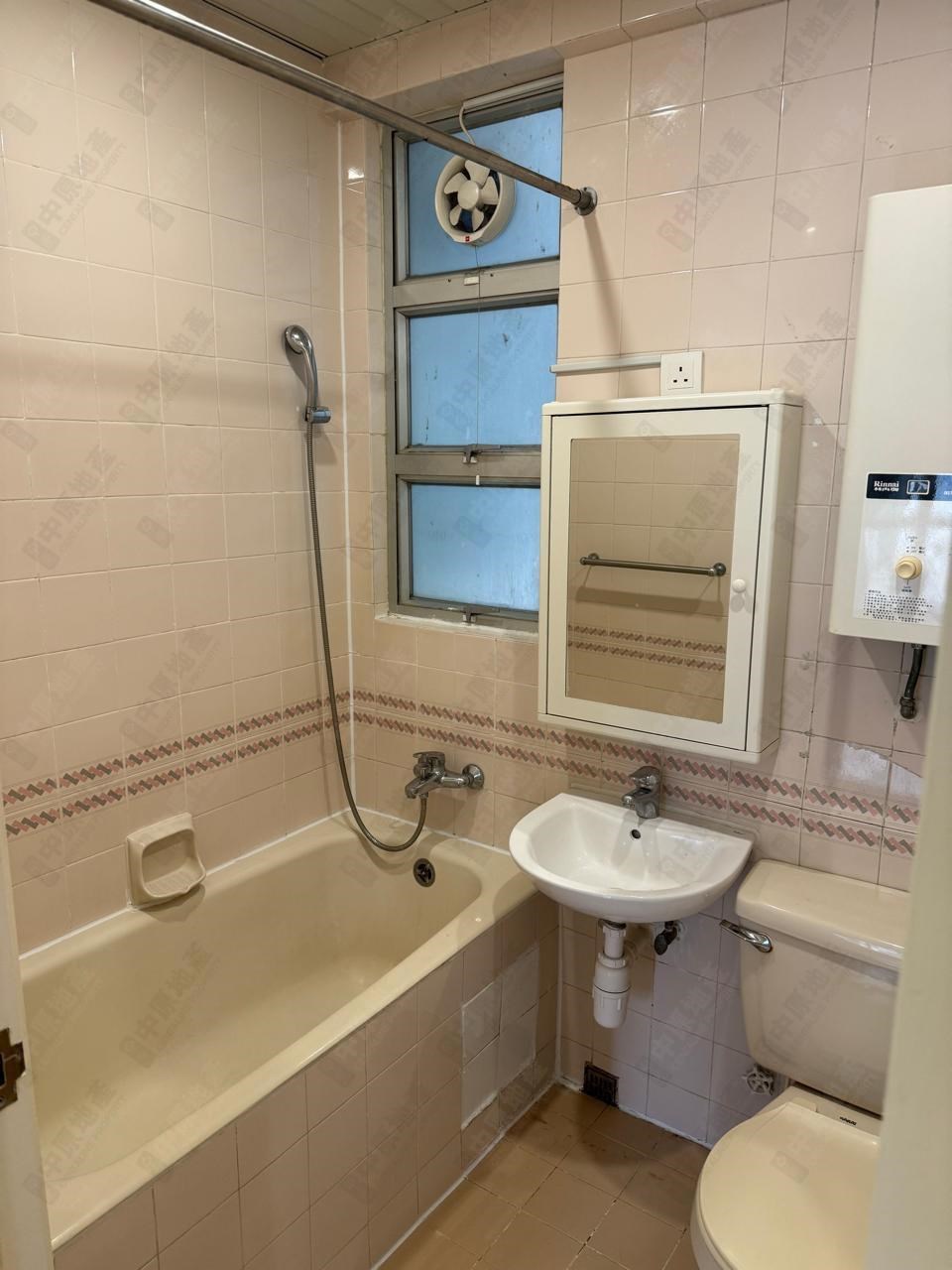 Unit Interior-Bathroom