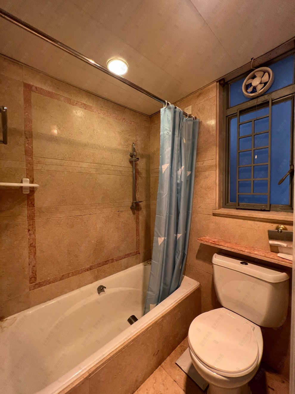 Unit Interior-Bathroom