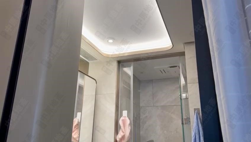 Unit Interior-Bathroom