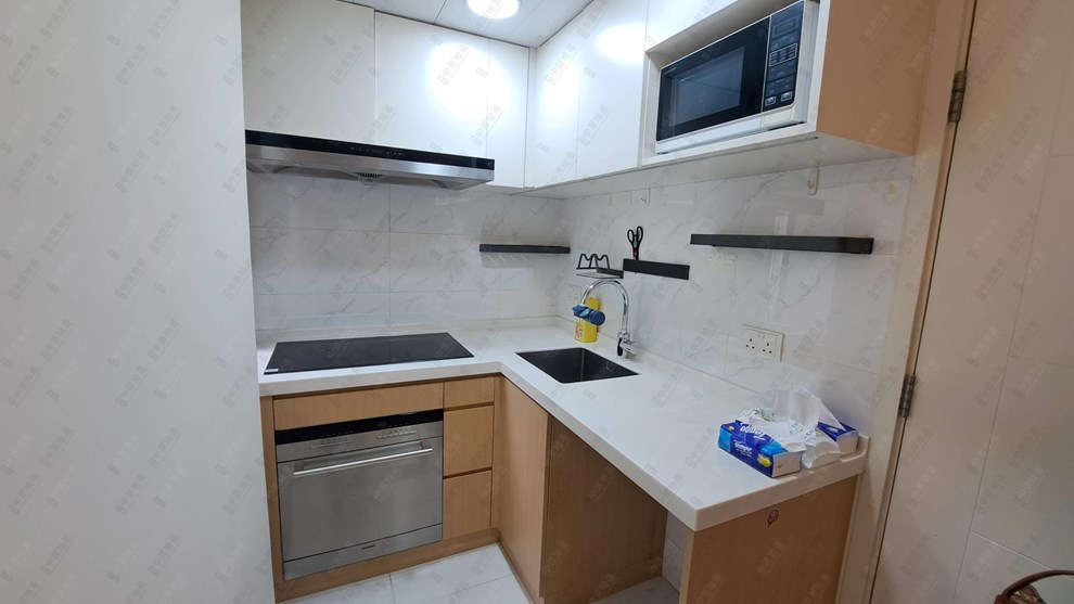 Unit Interior-Kitchen