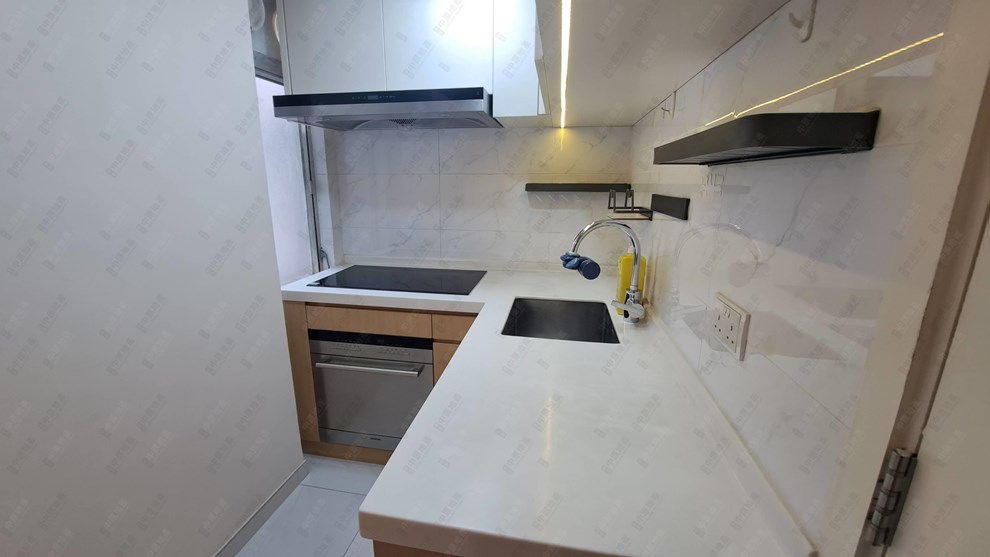 Unit Interior-Kitchen