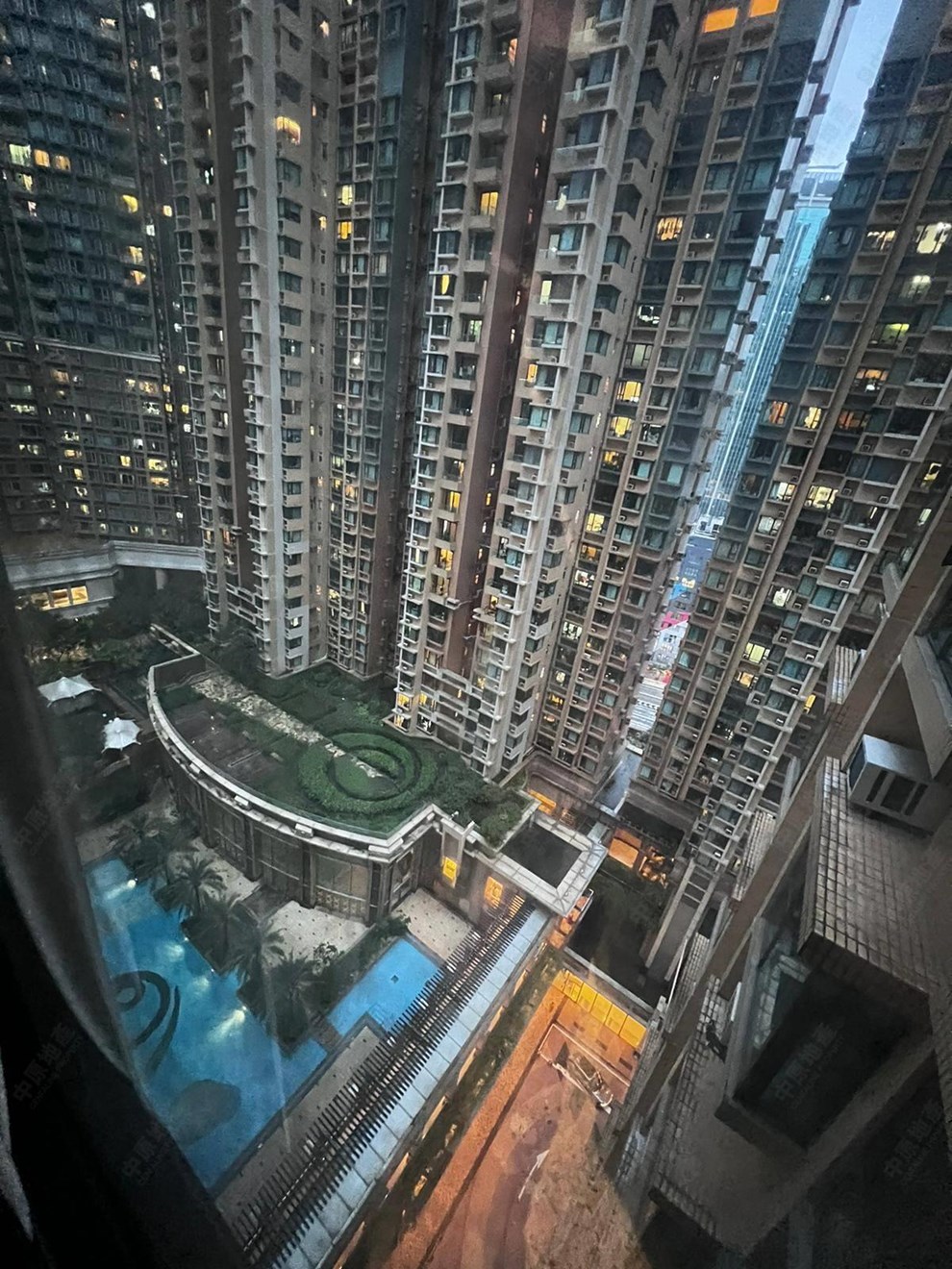 窗外景觀-由睡房