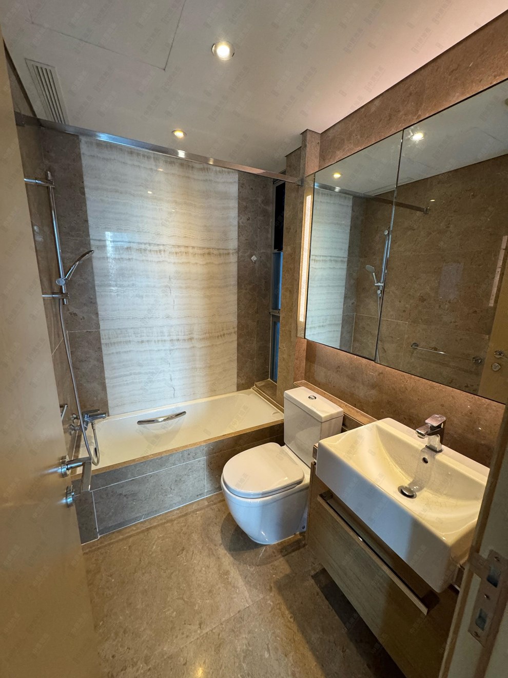 Unit Interior-Bathroom