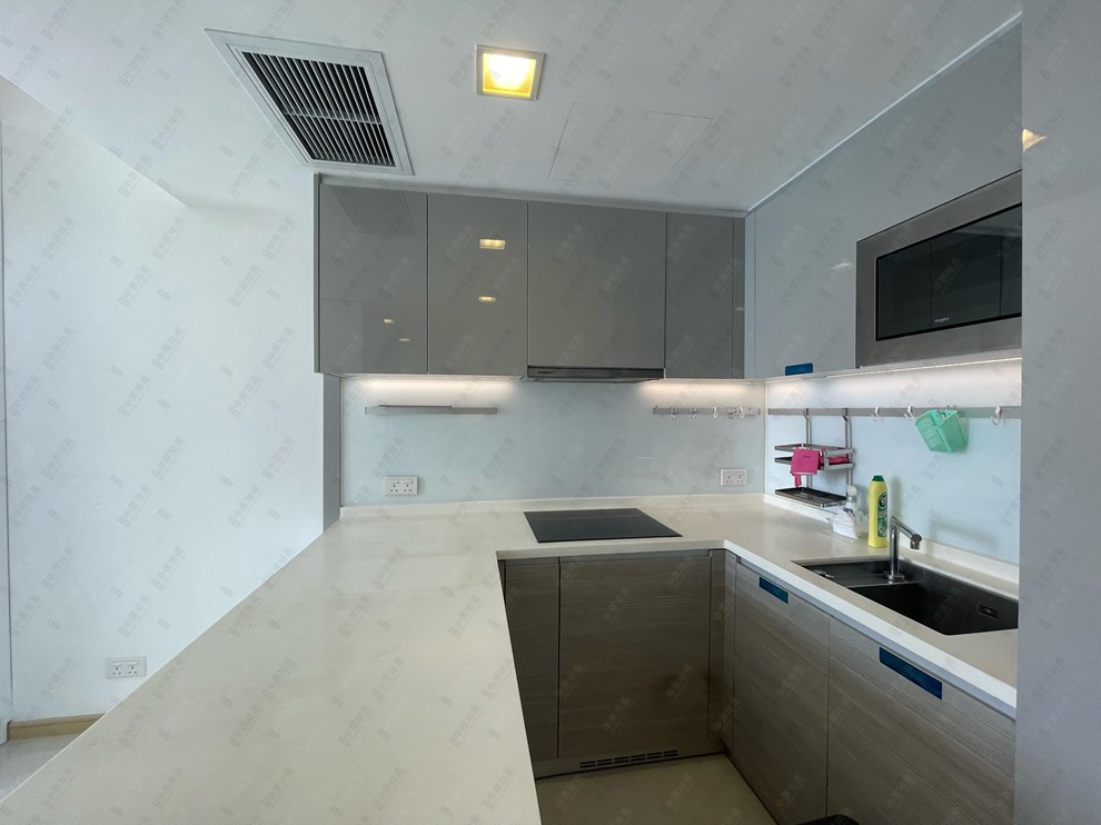 Unit Interior-Kitchen