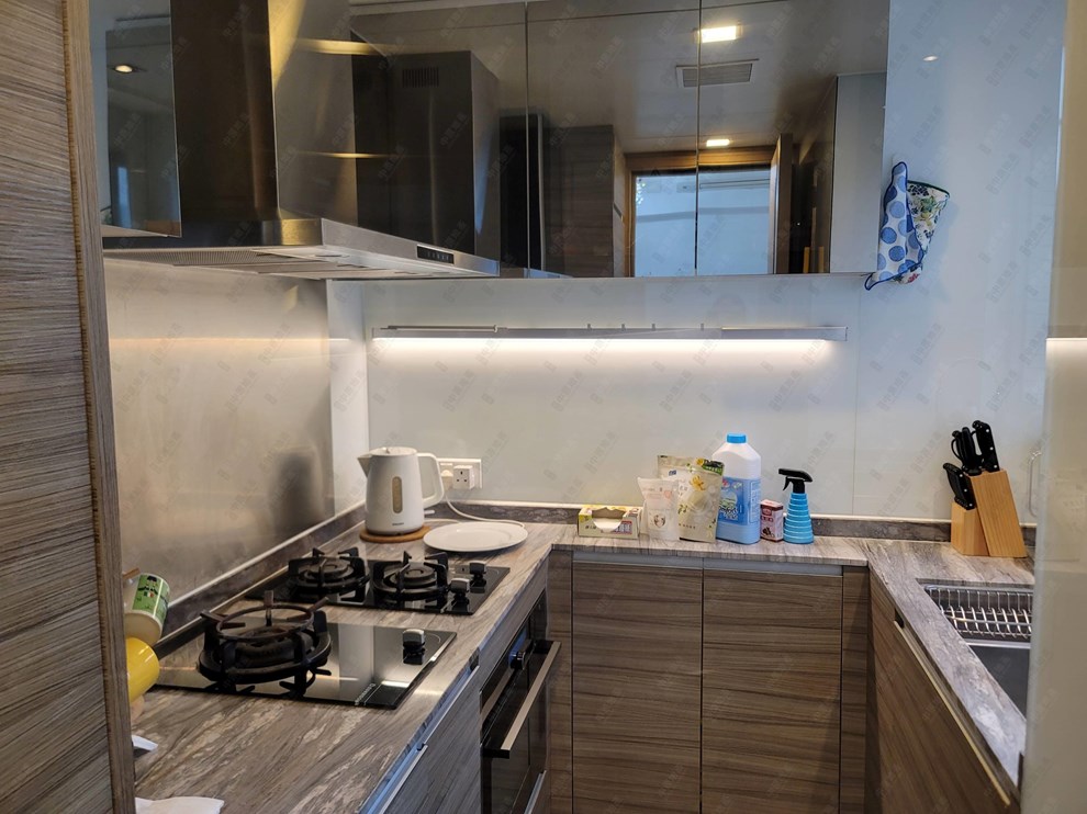 Unit Interior-Kitchen