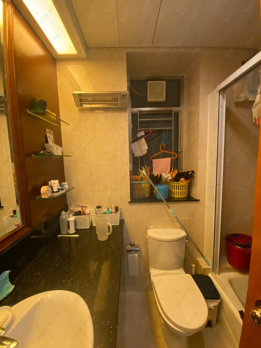 Unit Interior-Bathroom