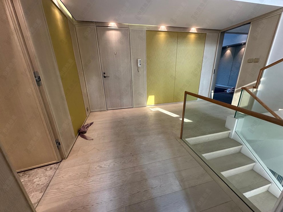 Unit Interior-Corridor