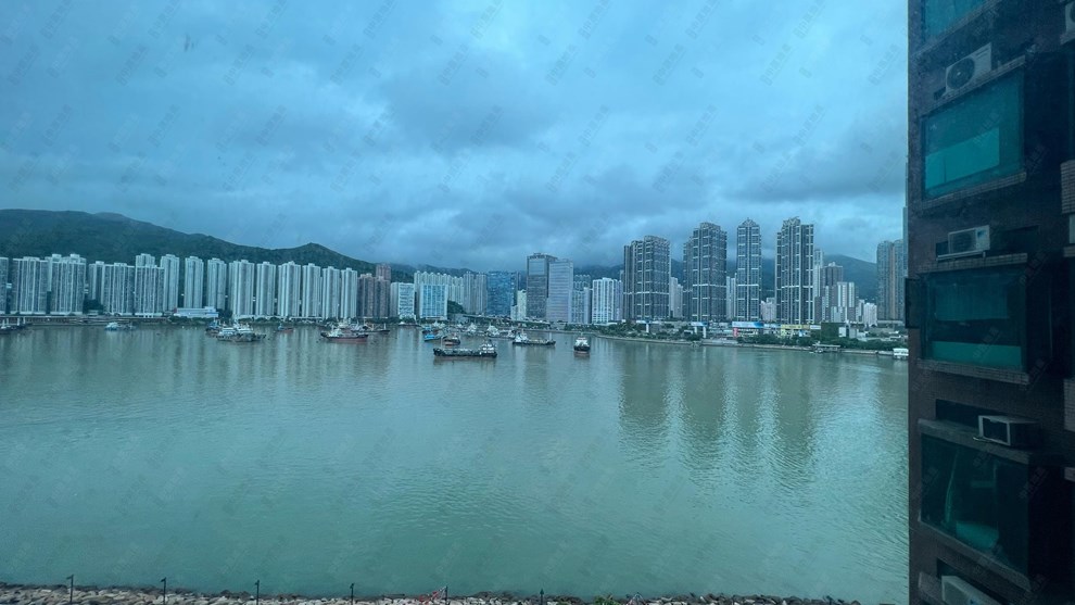 窗外景观-由睡房